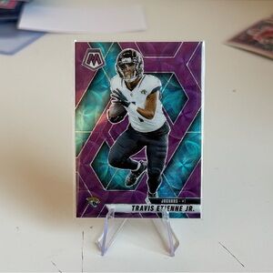 🔥 2025 Travis Etienne Jr. Panini Mosaic Purple Scope Prizm card. Jacksonville